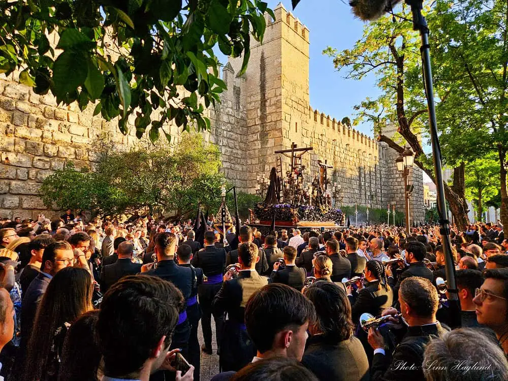 Free things to do in Seville - see the Holy week parades