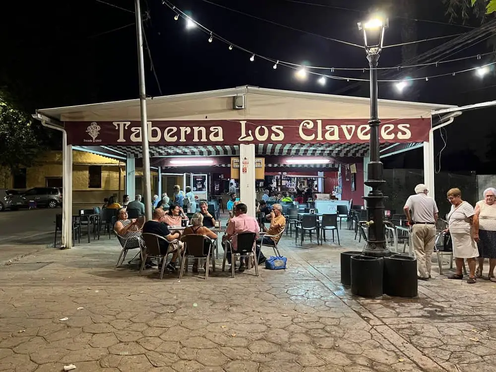 Taberna Los Claveles Rute restaurants
