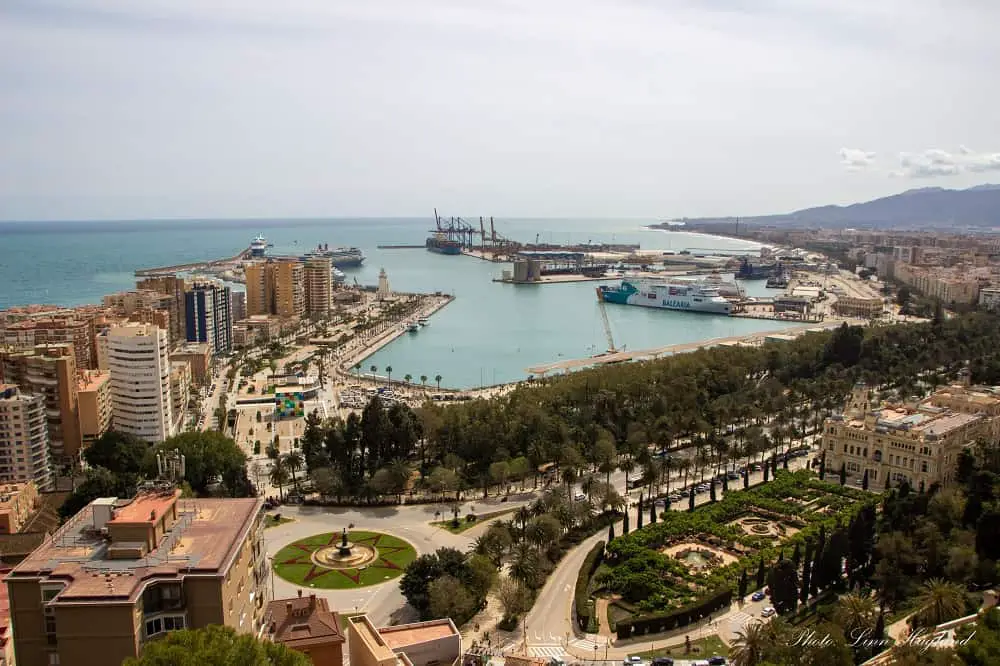 MALAGA - SPAIN - DECEMBER 21, 2022 - Top view of digital tablet streaming  HBO on screen. HBO Max app for movies and series. 18902657 Stock Photo at  Vecteezy