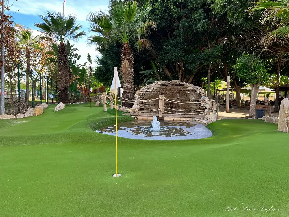 Places to visit near Fuengirola - Mini golf Miramar