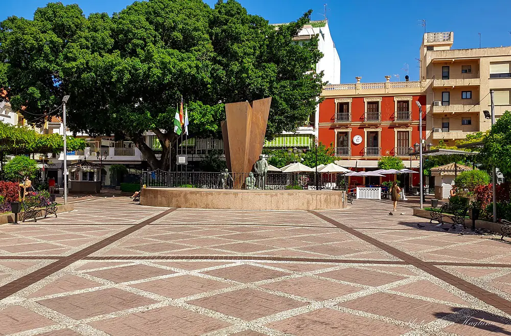 best things to do in Fuengirola - Plaza de la Constitucion