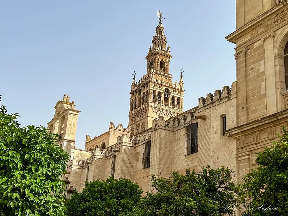 How to get from Seville to Malaga