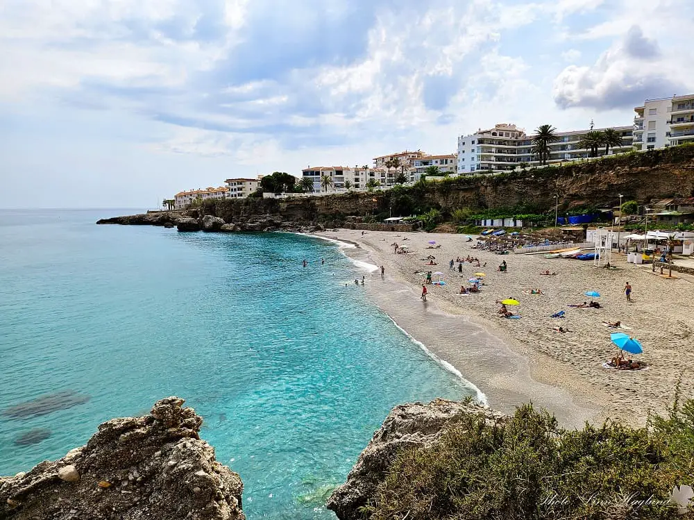 best beaches in Nerja - El Salón