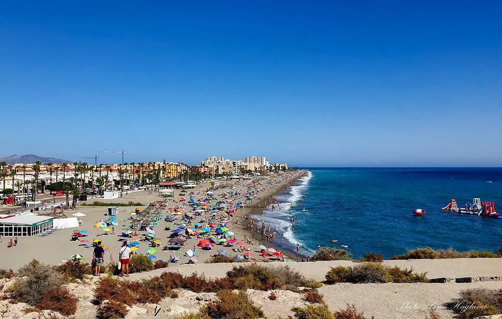 beaches in Granada - Charca-Salomar