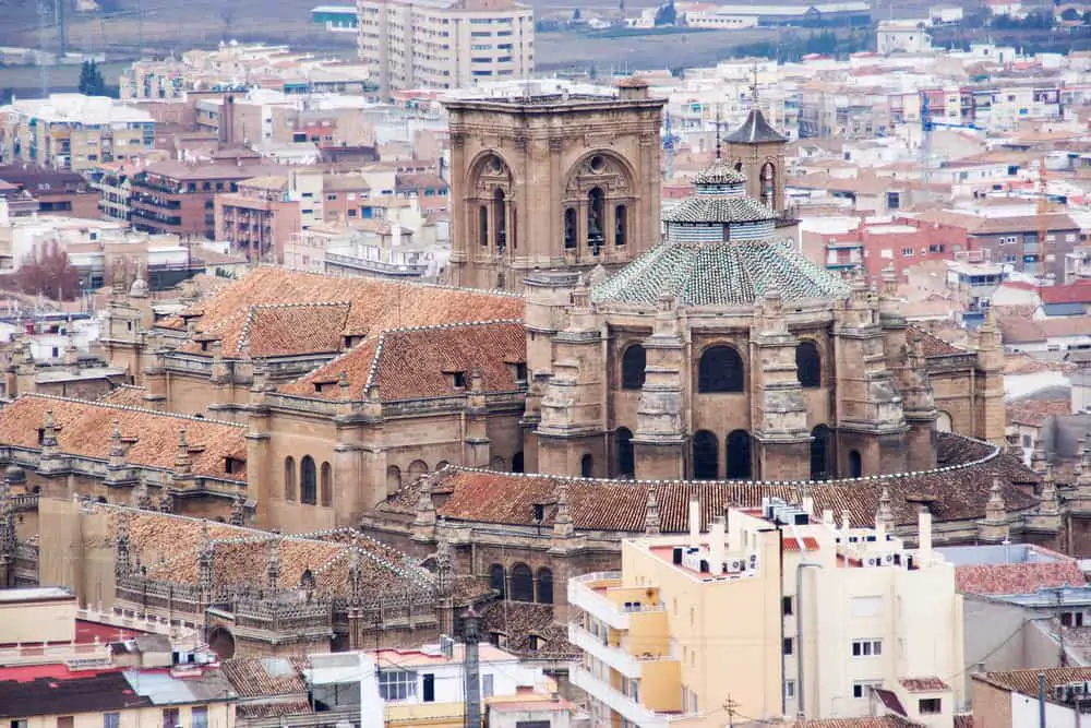 visit Granada in winter