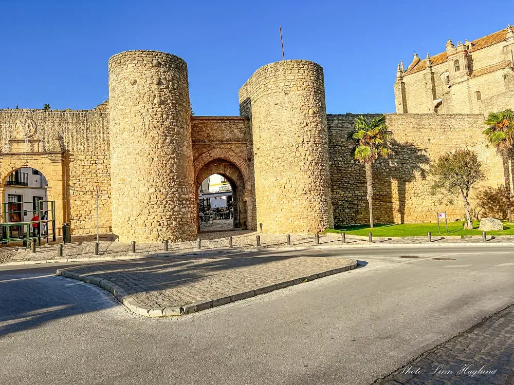 Puerta de Almocábar in Ronda