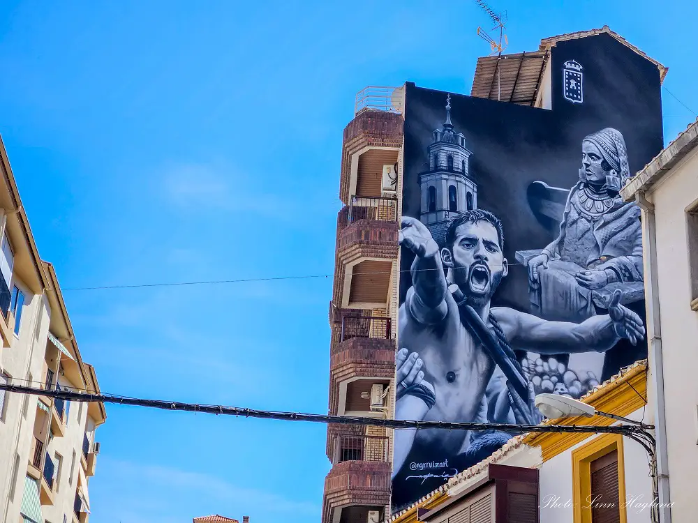 Baza street art of Cascamorras.